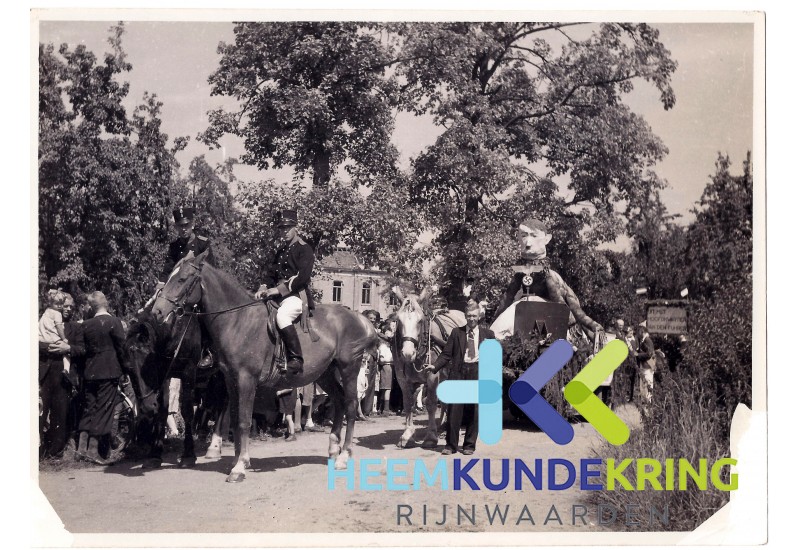 Pannerden Bevrijdings feesten augustus 1945 Coll.J. van Ingen